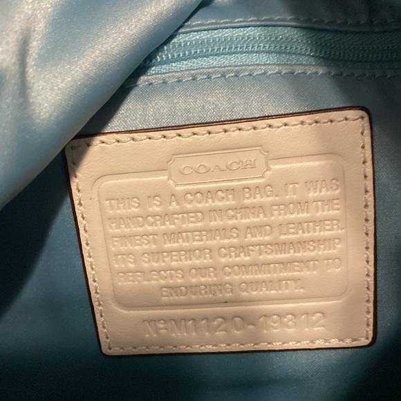 Gorgeous Coach bag - Picture 4 of 10